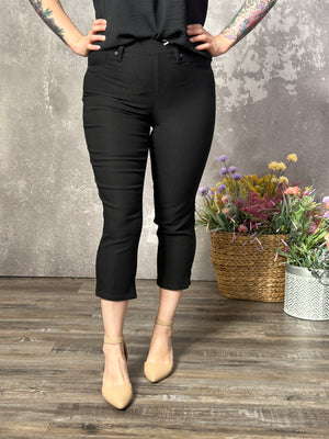 Hyperstretch Pull On Capri - Black (Small - 3X)