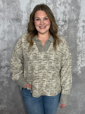 Textured Collared Top (Small - 3X)