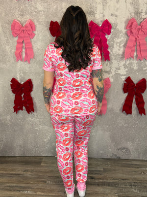 Buttery Shirley Short Sleeve Lounge Sets - Kiss - (Small - 3X)