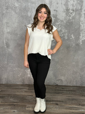 Hyperstretch Skinny Mid rise Pant - Black (Small - 3X)