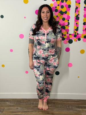 Buttery Shirley Short Sleeve Lounge Sets - Camo Floral - (Small - 3X)