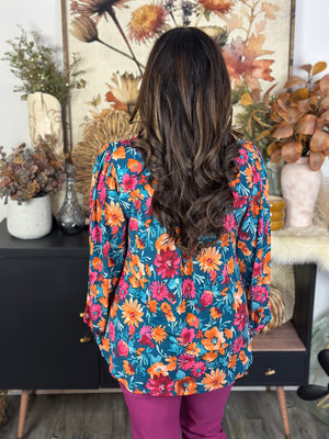 The Ruched 3/4 Sleeve Lizzie Top - Teal Bright Floral