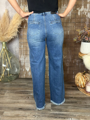 Judy Blue Column Leg Button Fly Jean with Back Welt Pockets (sizes 24-24W)