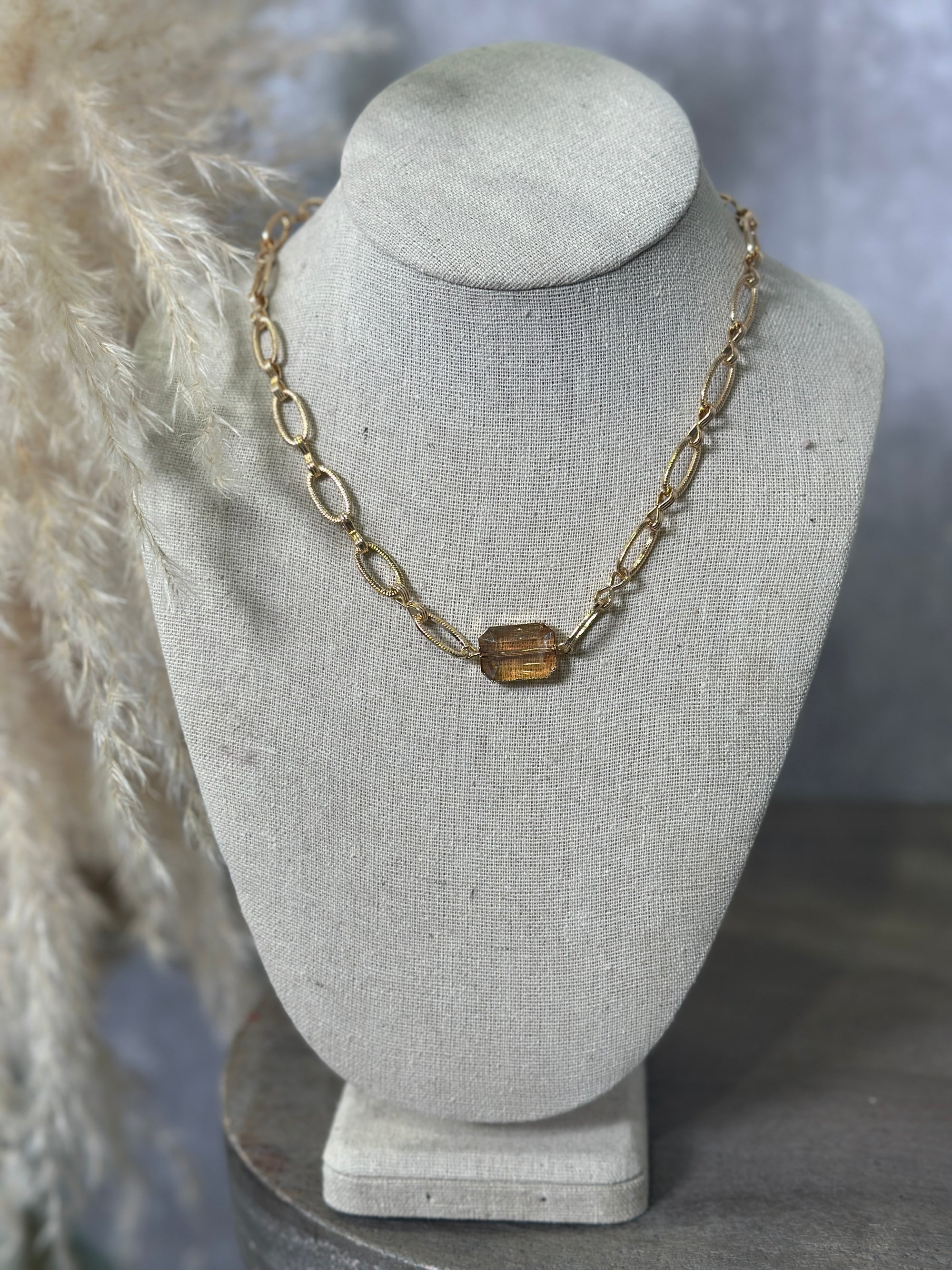 The Farrah Necklace - Gold/Amber