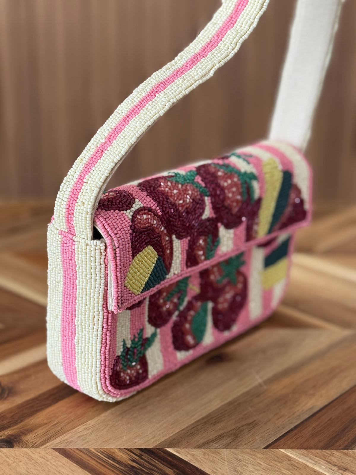 Bead Bag Clutch - Strawberry