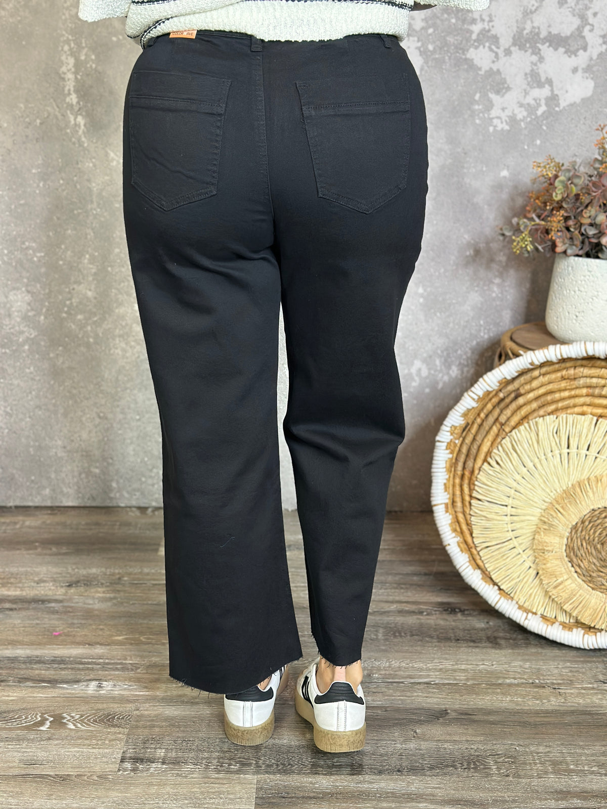 Cropped Wide Leg Trouser - Black (Small - 3X)
