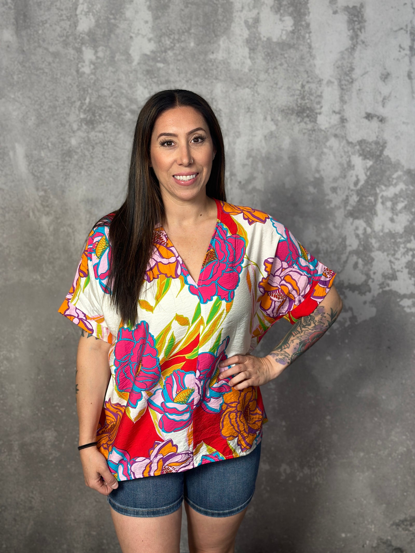 Bold Floral Top - Pink/Red