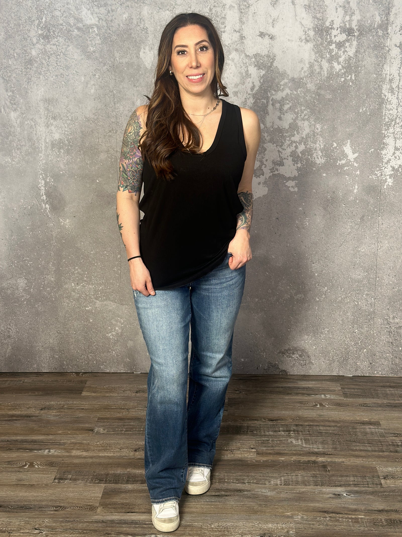 The Nyla Scoop Neck Tank - Black