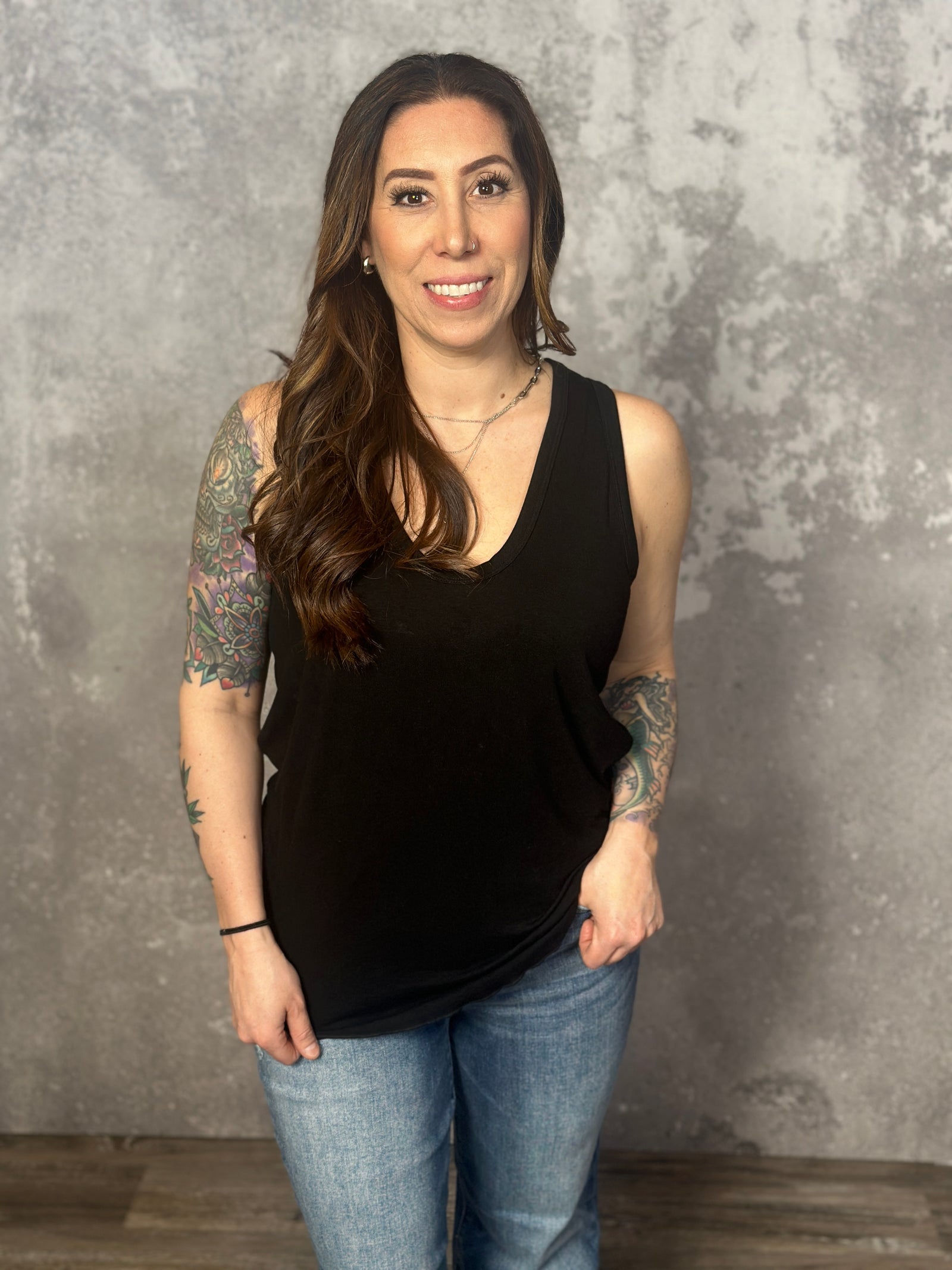 The Nyla Scoop Neck Tank - Black