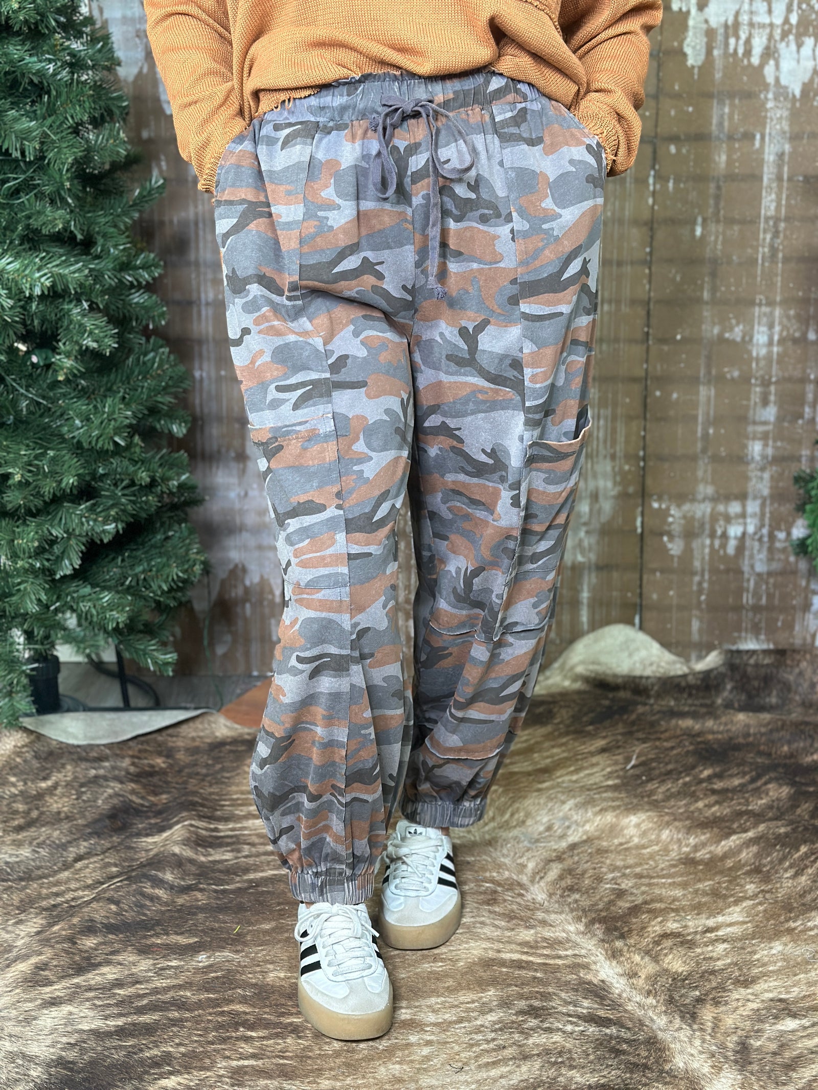 Rust/Grey Camo Jogger Pant