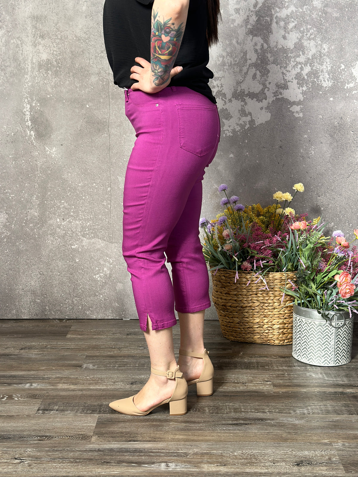 Hyperstretch Pull On Capri - Magenta (Small - 3X)