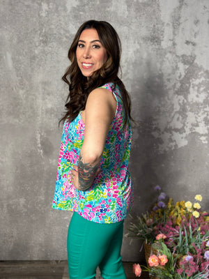 Lizzie Wrinkle Free Print Tank - Green Flirty Floral (Small - 3X)