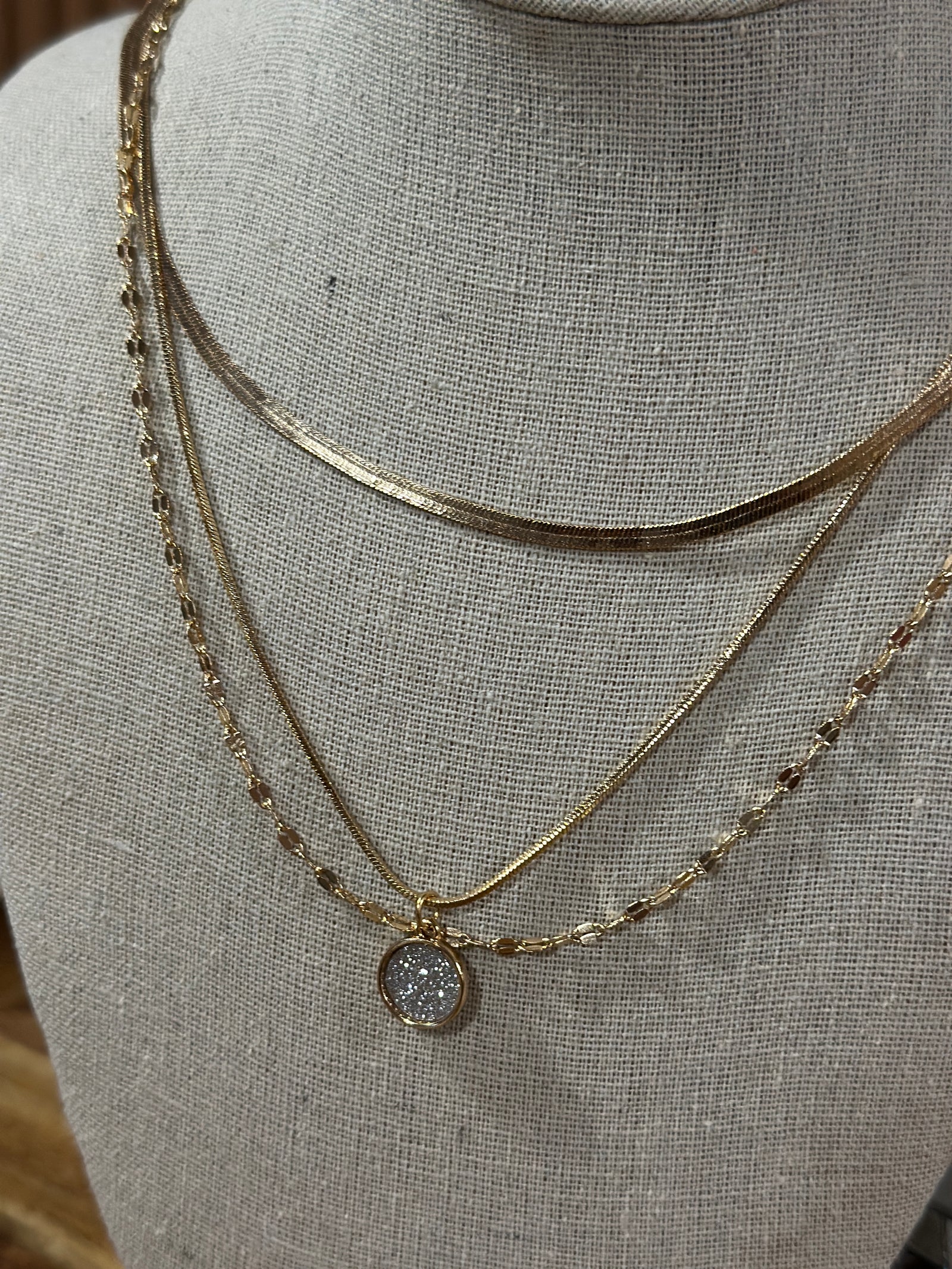 3 Strand Flitter Circle Necklace