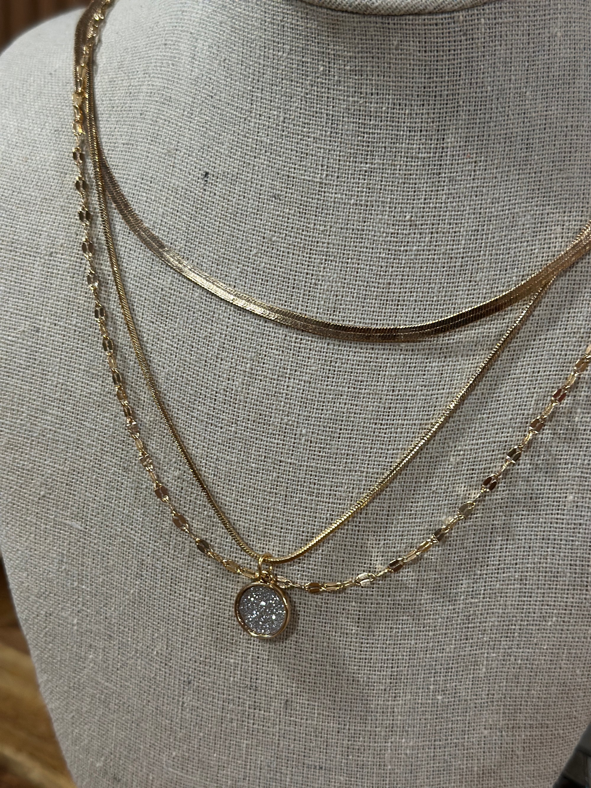 3 Strand Flitter Circle Necklace