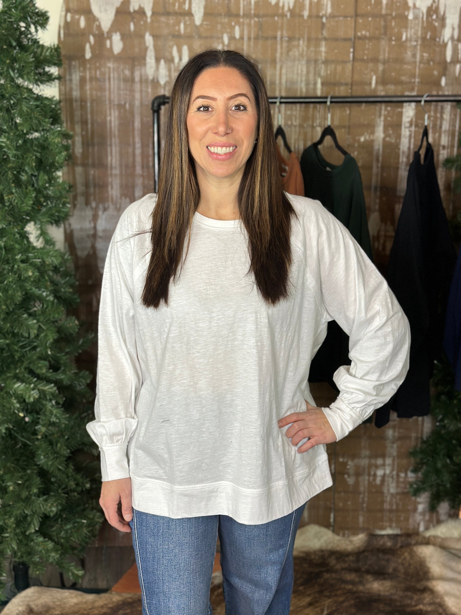 The Free Long Sleeve -White