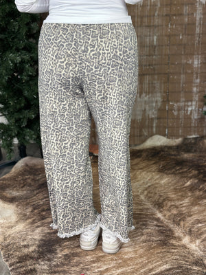 Leopard Wide Leg Denim Pant with Elastic Waist (Small - 2X)