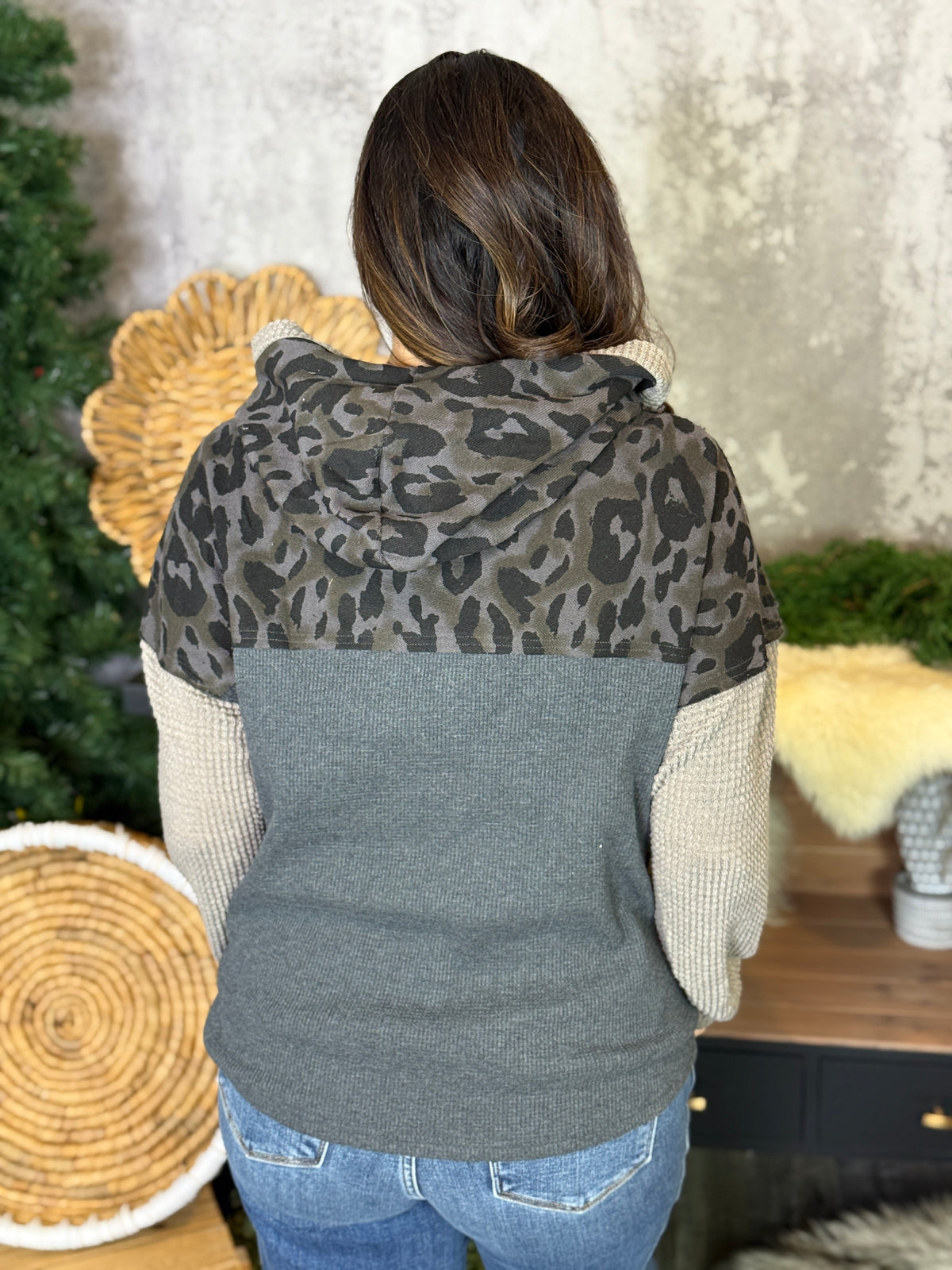 Charcoal Leopard Hooded Thermal Top (Small - 3X)