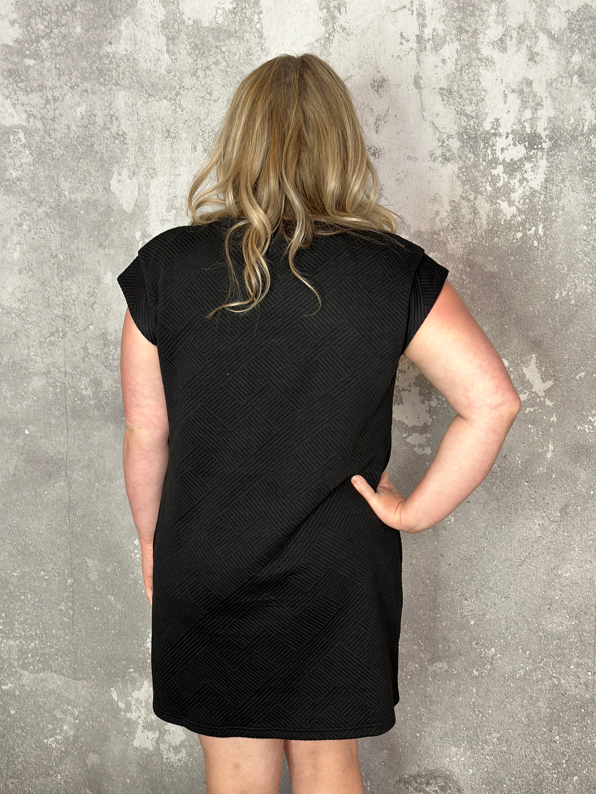 Drop Shoulder Quilted Texture Dress (Small - 2X)