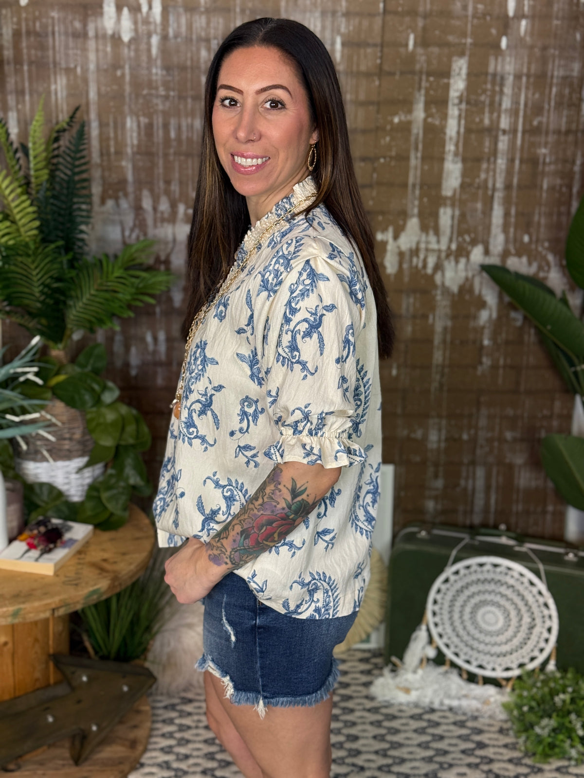 Cream Blue Print Top (Small - 2X)