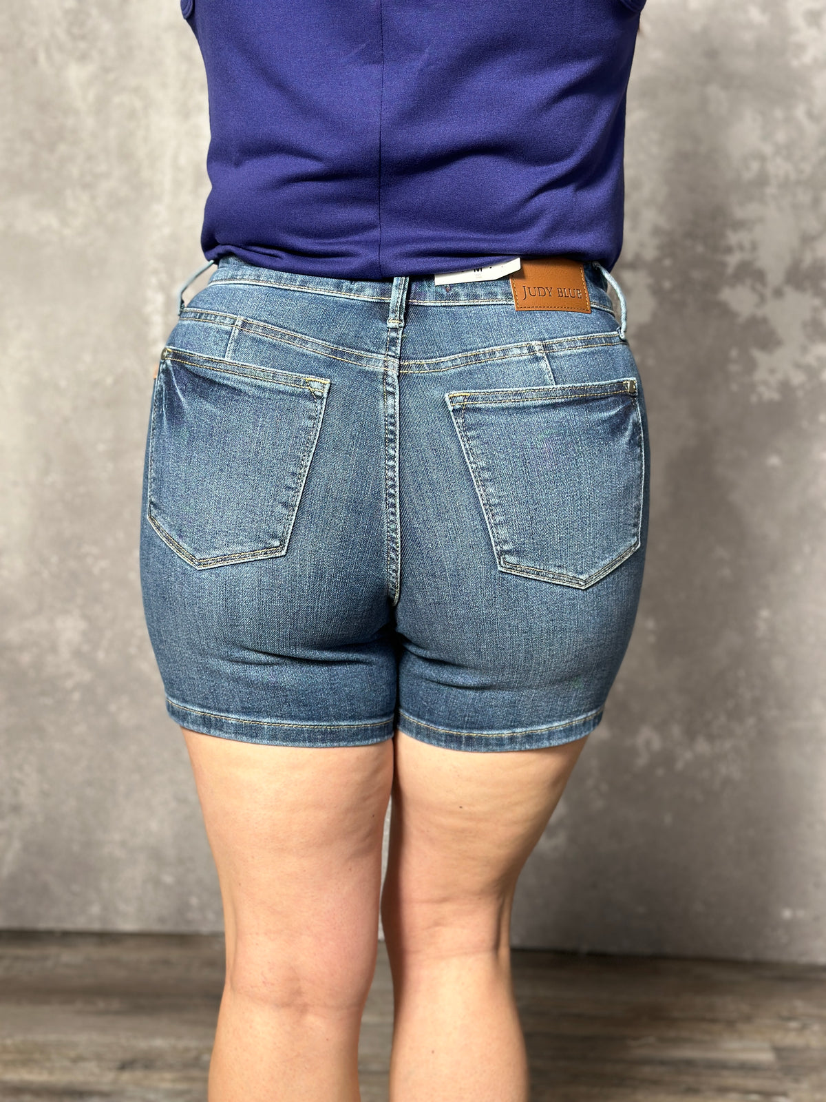 Judy Blue Mid Rise Medium Wash Tummy Control Shorts (S - 3X)