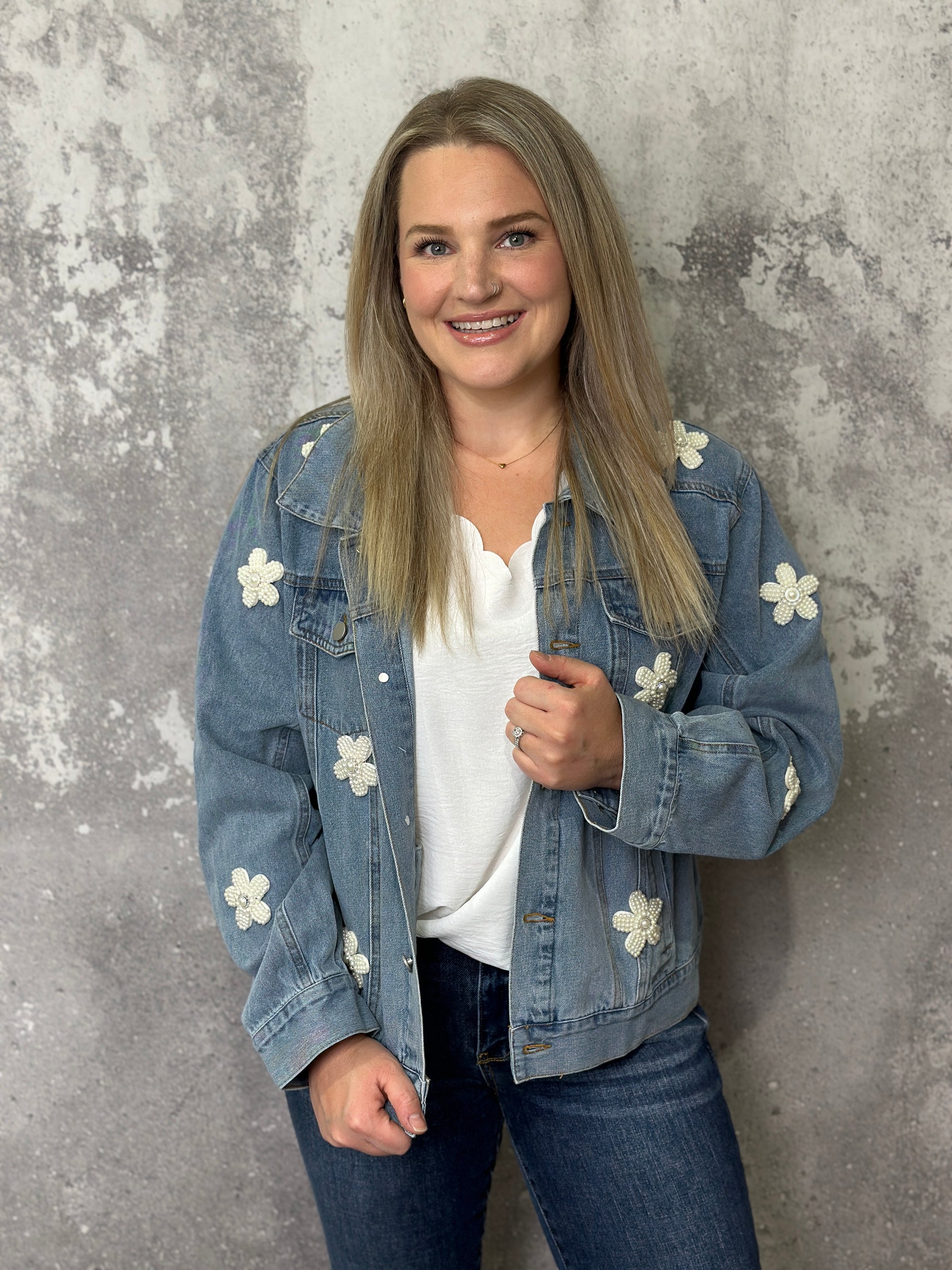The Pearl Denim Jacket(MEDIUM LEFT)