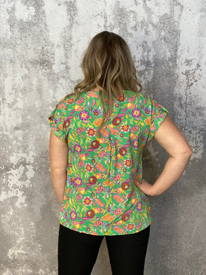 The Wrinkle Free Short Sleeve Lizzie Top - Green Multi Floral (Small - 3X)