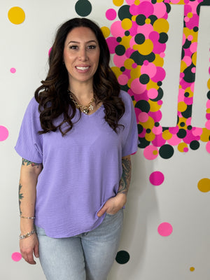 The Alia Airflow V-neck Top - Lavender