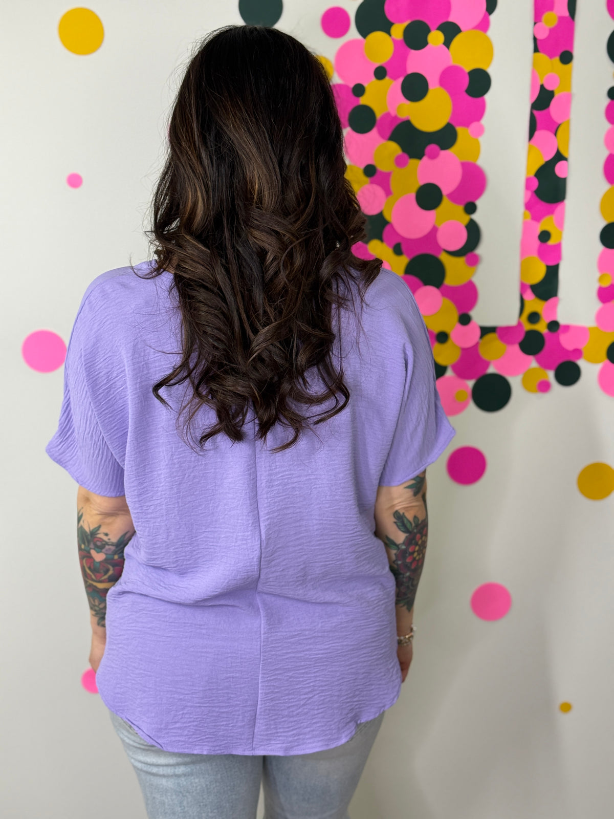 The Alia Airflow V-neck Top - Lavender