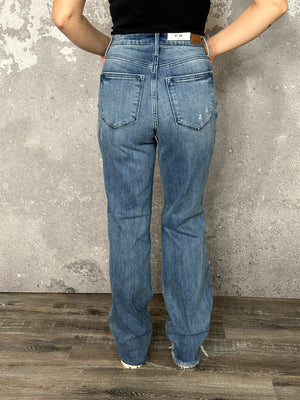 Judy Blue Straight Fit Knee Distressed Jean (sizes 24-24W)