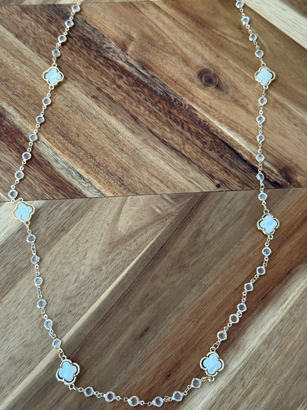 Long Fleur Necklace  - Pearl