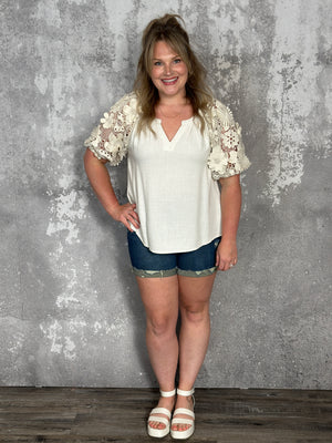 3/D Flower Sleeve Linen Top (Small - 2X)