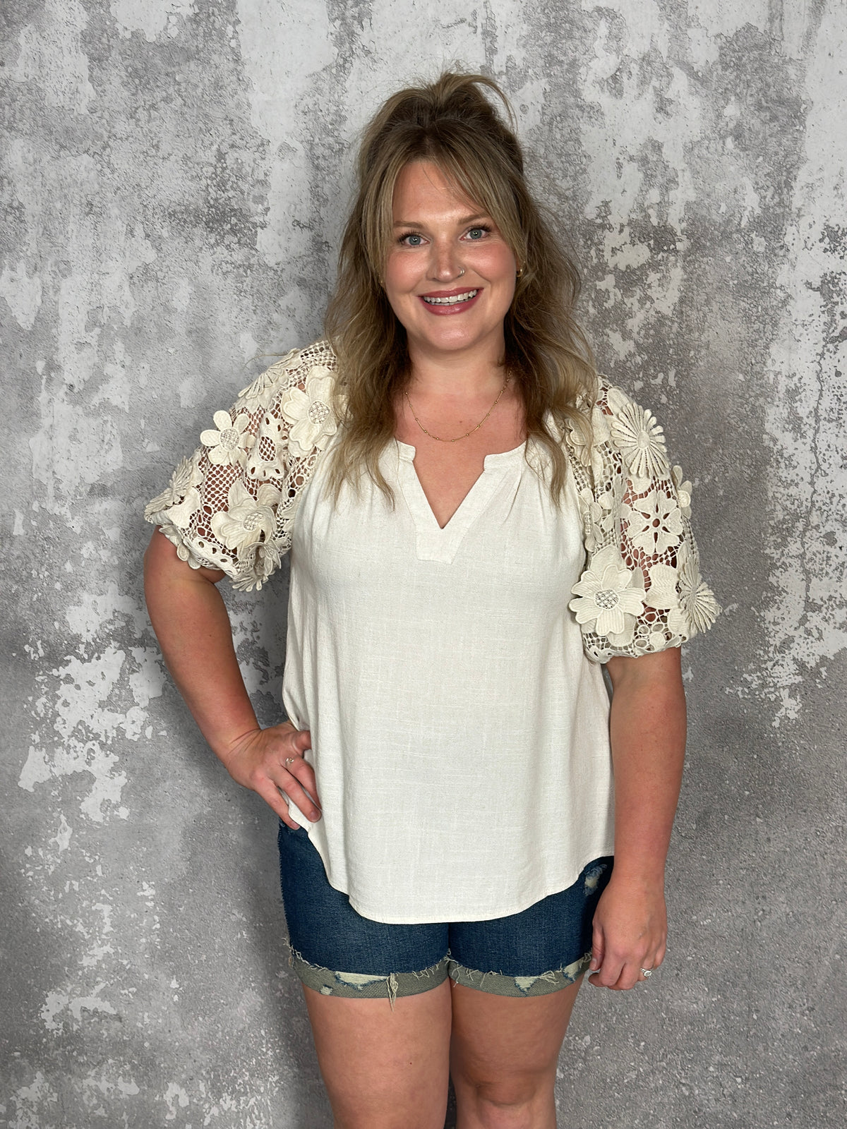 3/D Flower Sleeve Linen Top (Small - 2X)