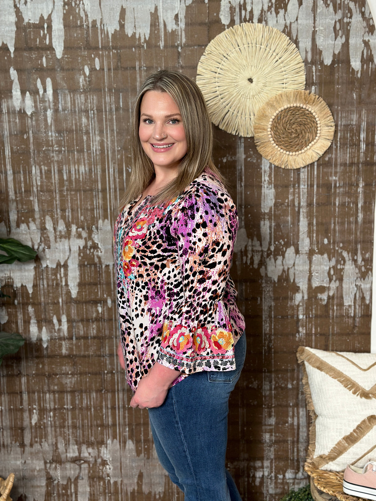 Embroidered Mauve and Purple 3/4 Sleeve Top (Small - 3X)