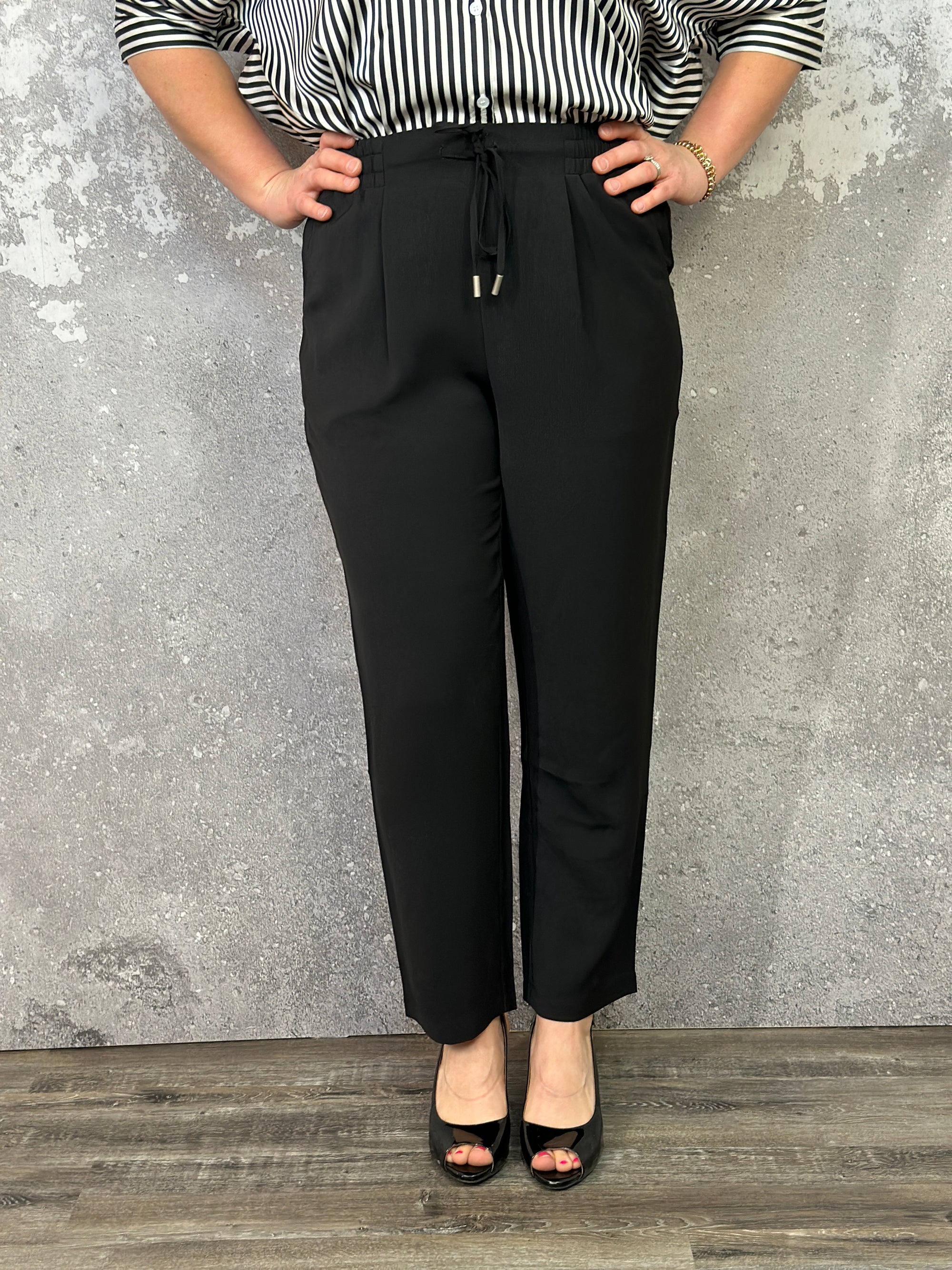 Tapered Straight Leg Dress Pant
