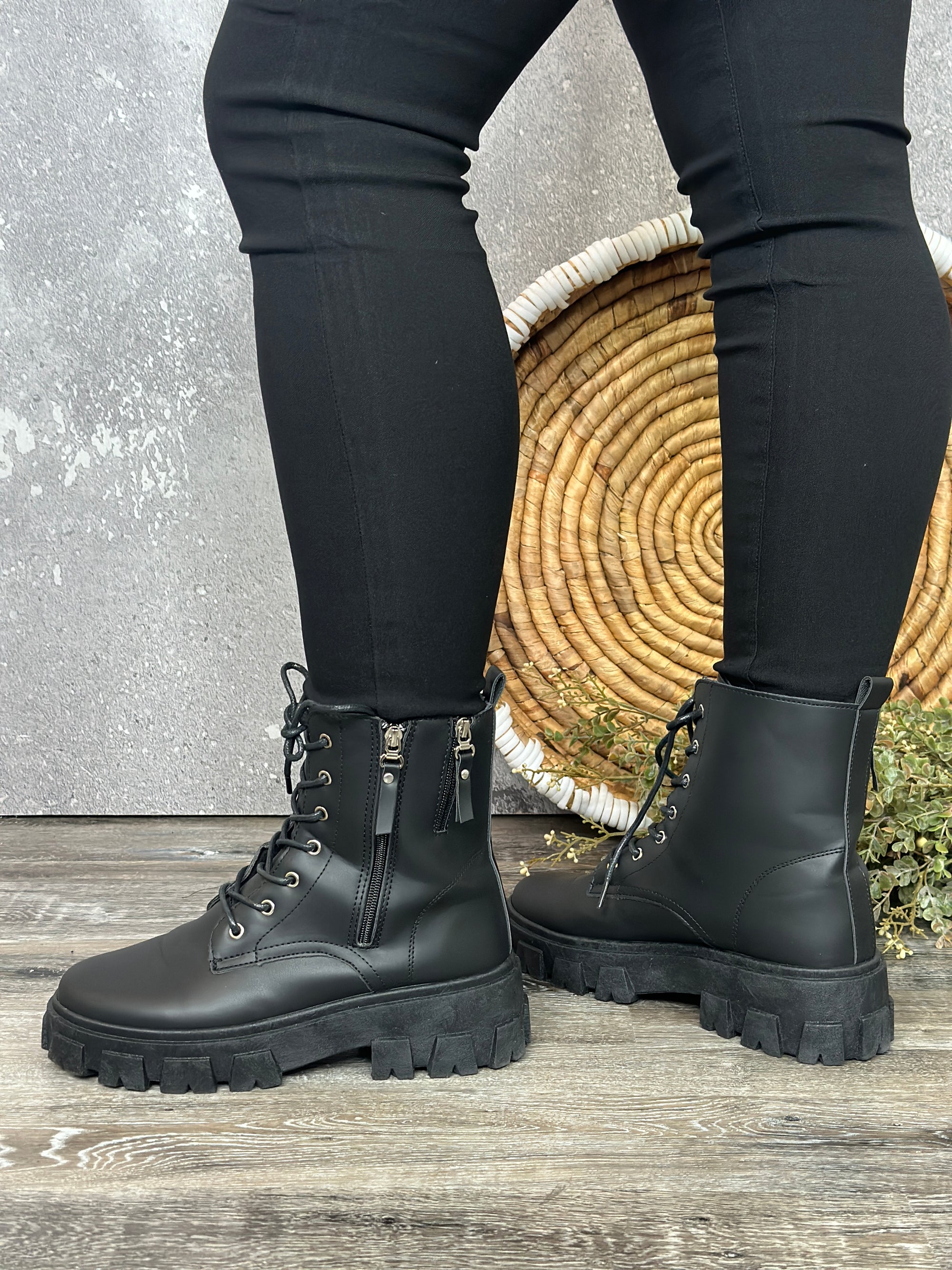 Lace Up Military Boot