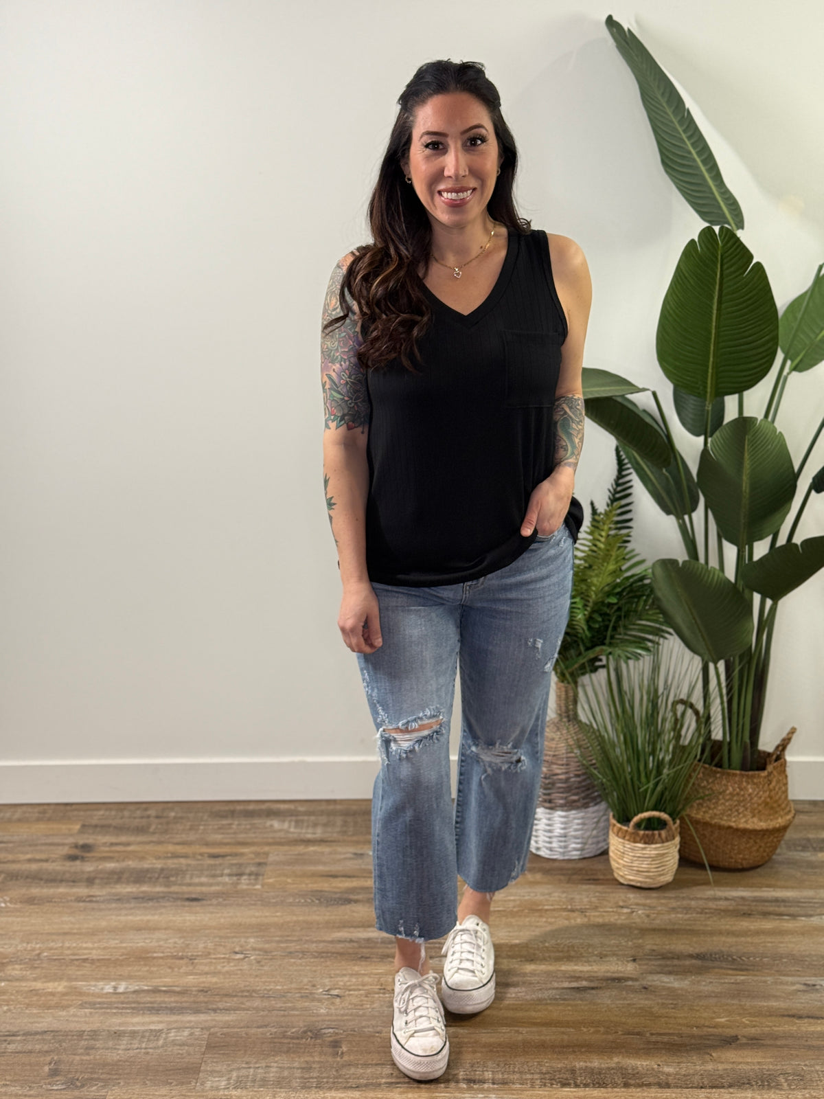 Vneck Pocket Tank - Black (Small - 3X)