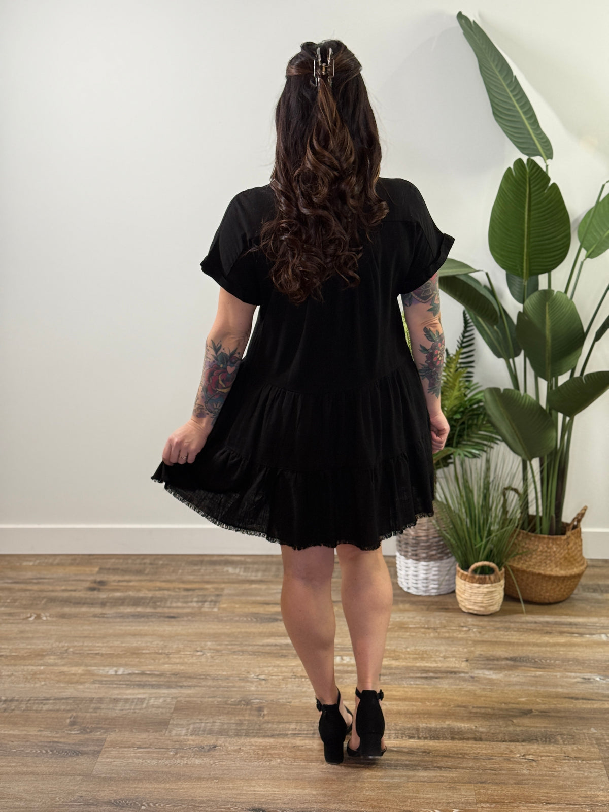 Black Collared Tiered Linen Dress (Small - 2X)
