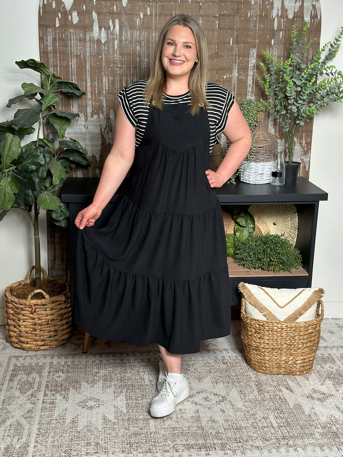 Tiered Airflow Ruffle Jumper Dress - Black(Small - 3X) BESTSELLER