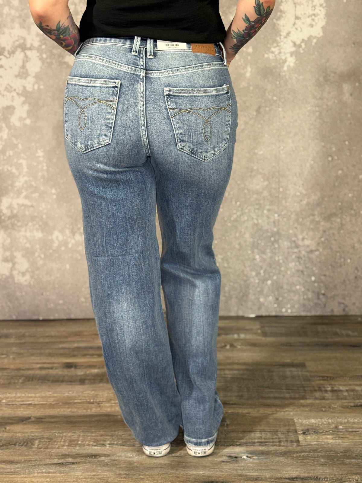 Judy Blue 90's Straight Mid Rise Jean (sizes 0/24-24W)