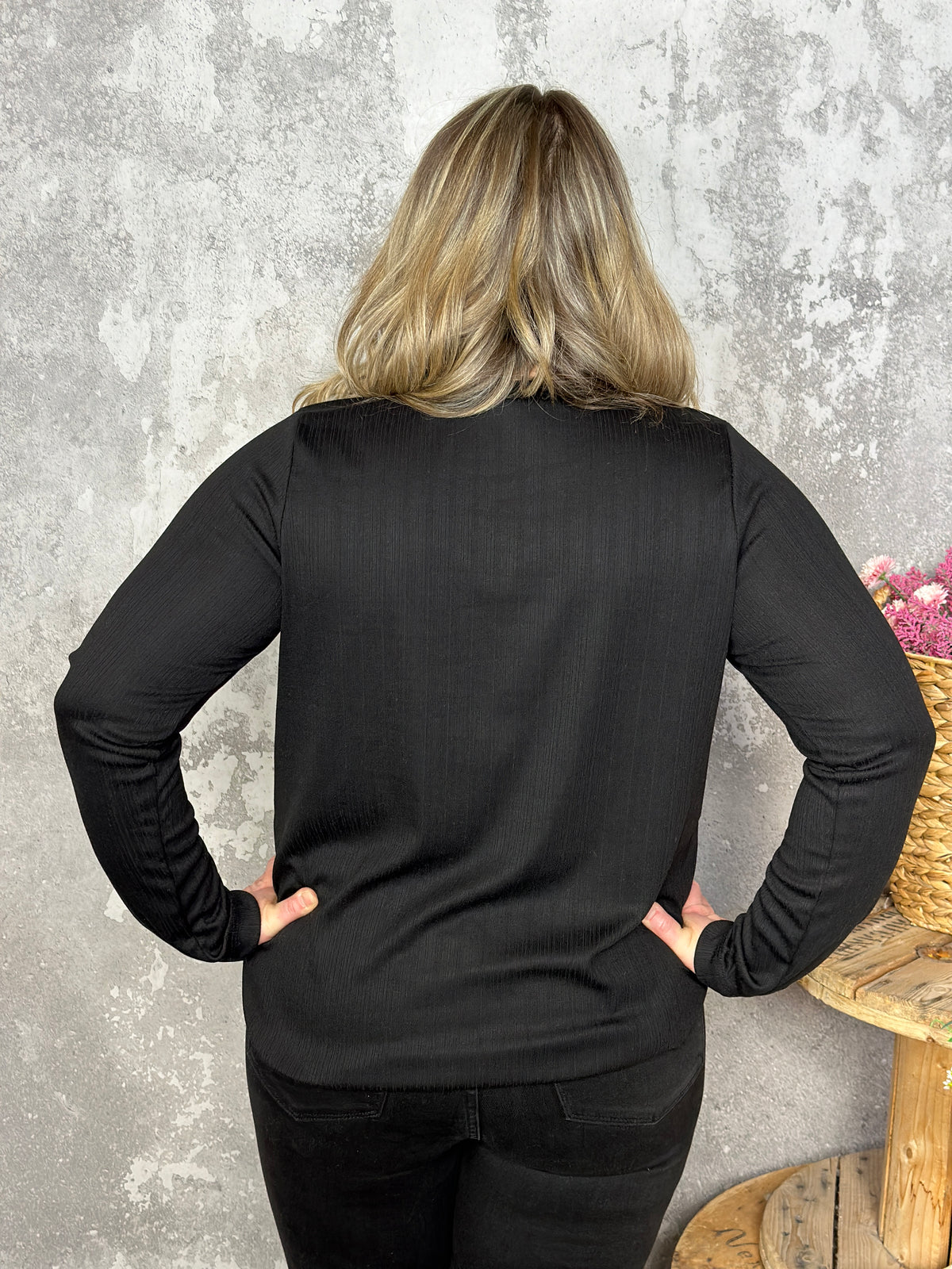 Basic Black Round Neck Long Sleeve - (Small - 3X)