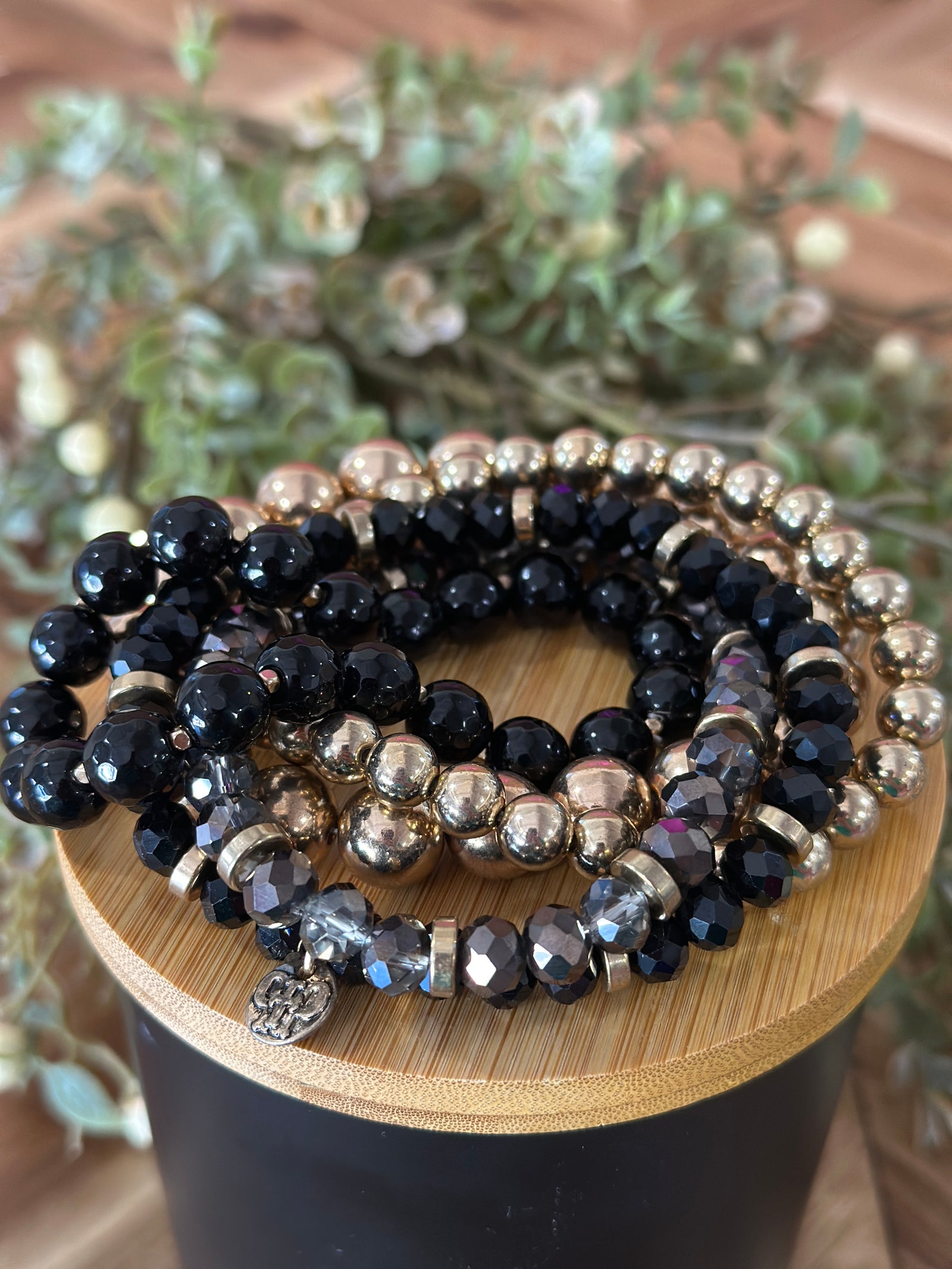 5 Strand Black and Gold Stretch Bracelet