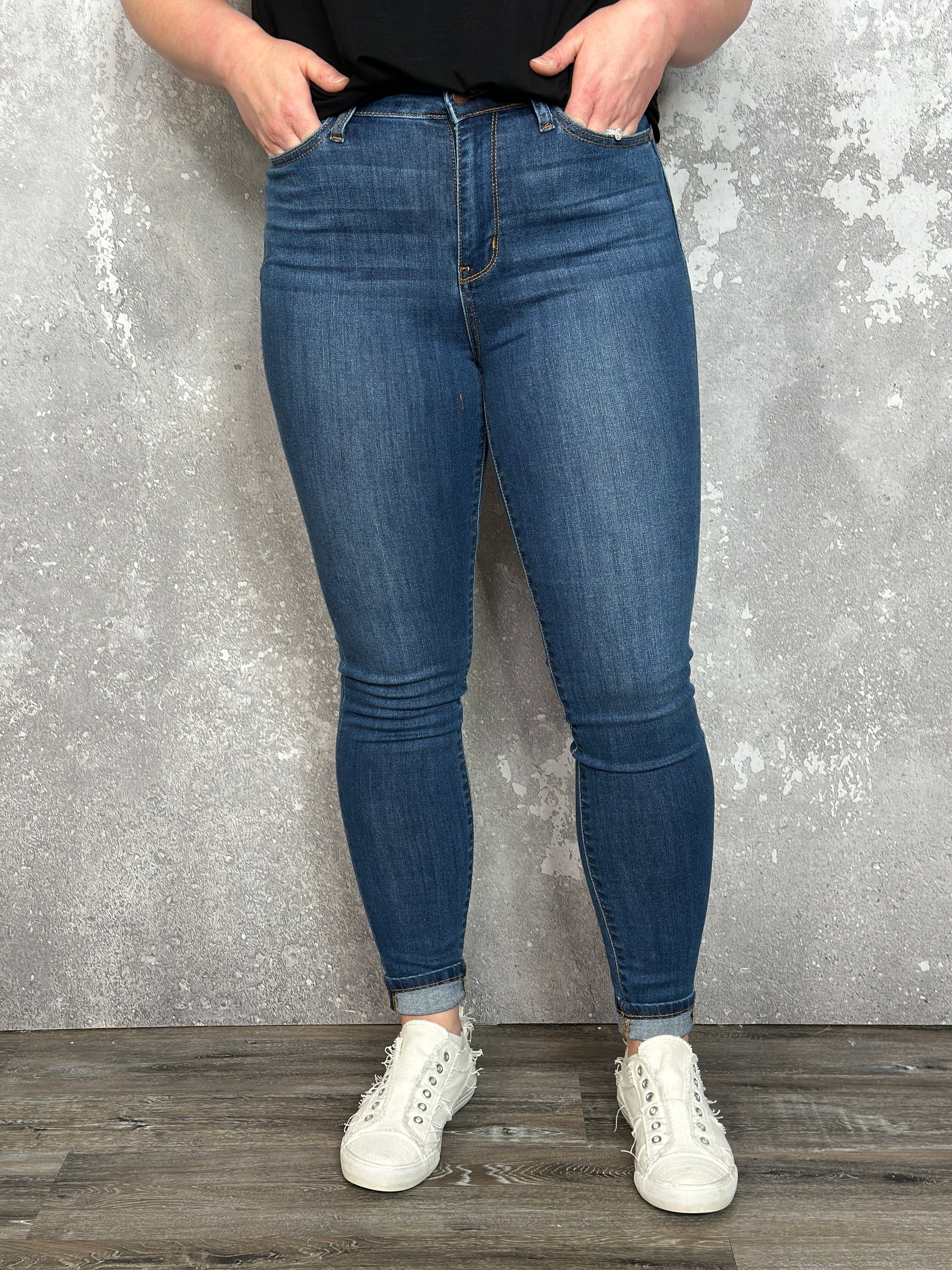 Judy Blue High Rise Skinny Fit Classic Jeans (sizes 0/24-24W)