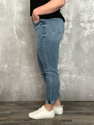 Judy Blue Mid Rise Slim Fit Sandy Jean (sizes 0/24-24W)