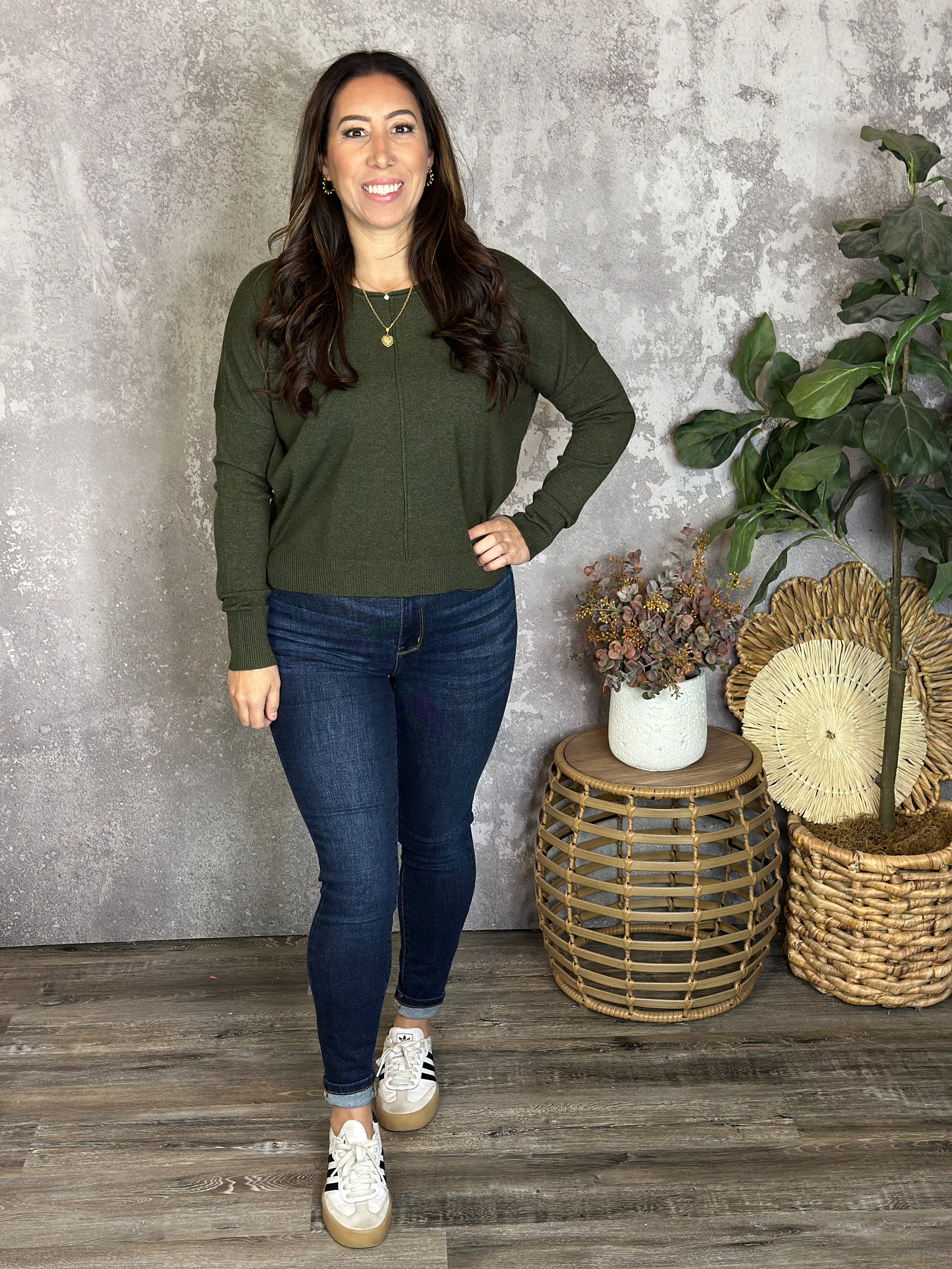 Roundneck Front Seam Stacey Sweater - Olive