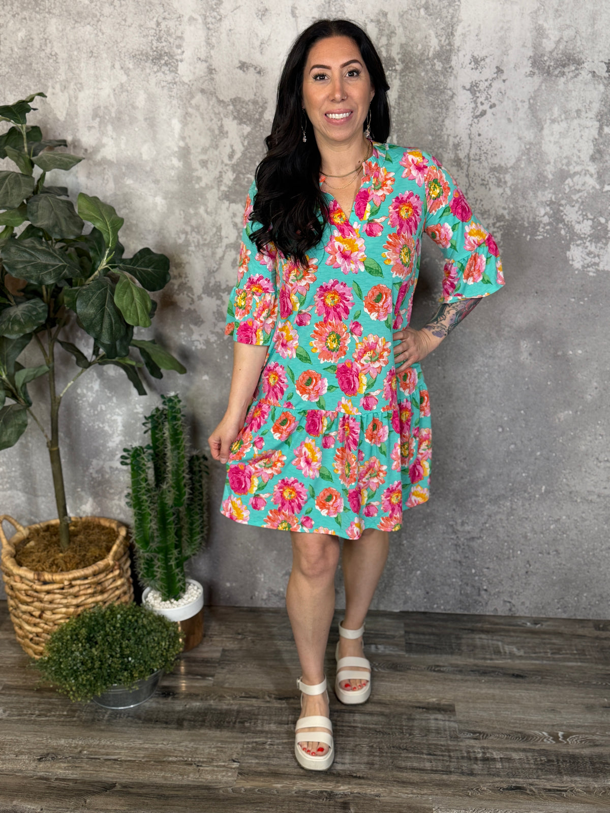 Lizzie Wrinkle Free Ruffle Bottom Bell Sleeve Dress - Teal Floral (Small - 3X)