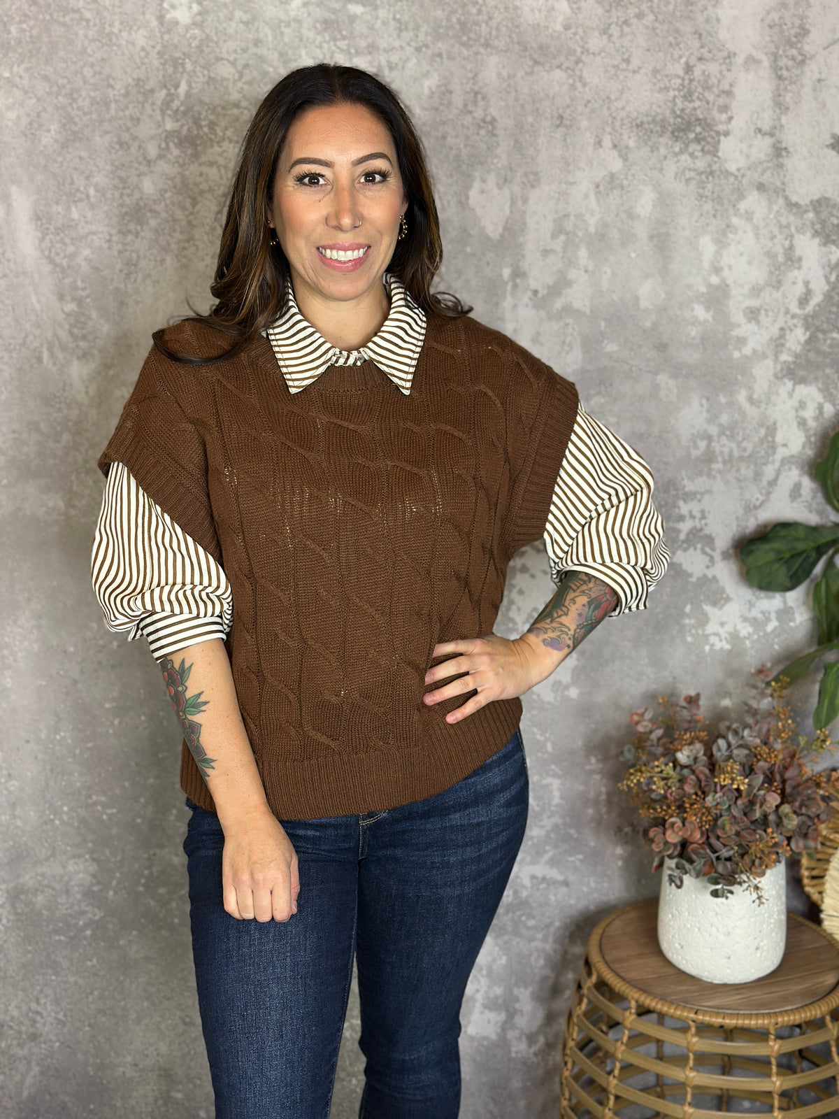 Cable Knit Vest - Chestnut