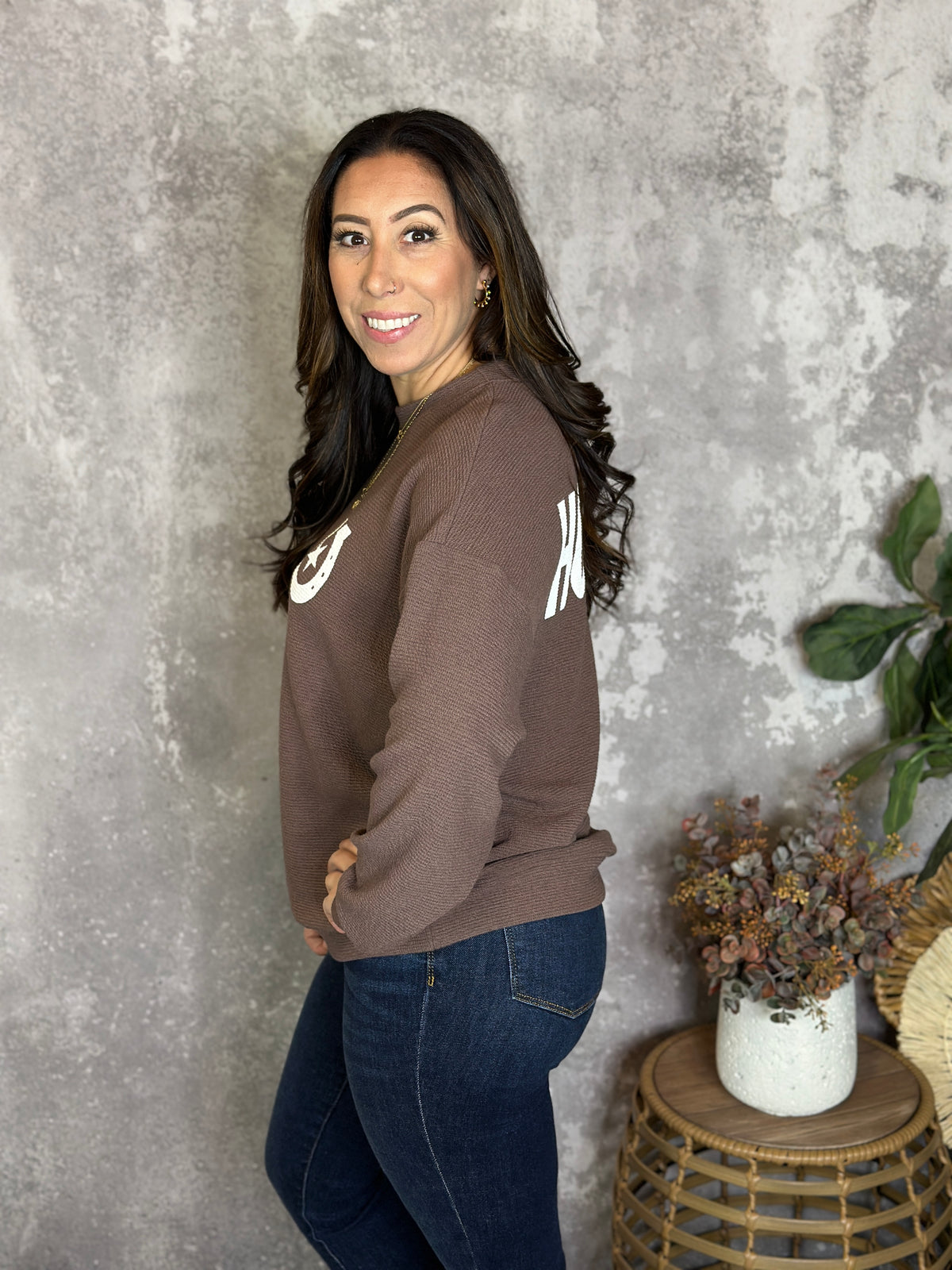 Howdy Long Sleeve - Brown