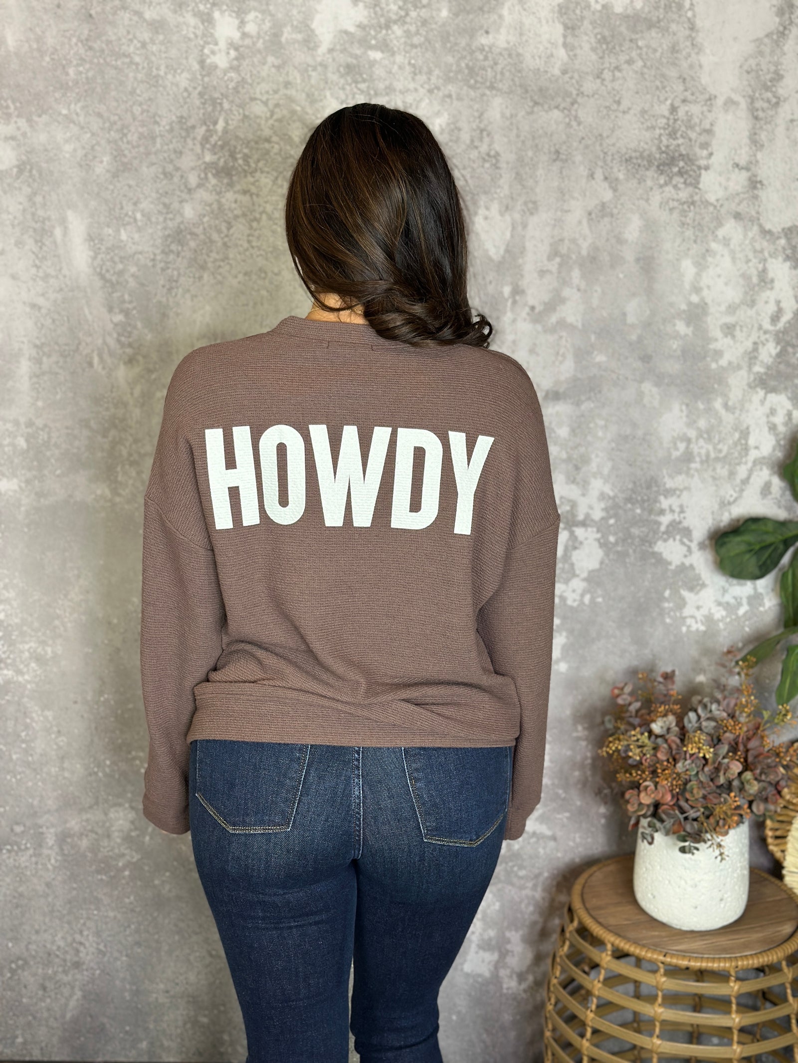 Howdy Long Sleeve - Brown