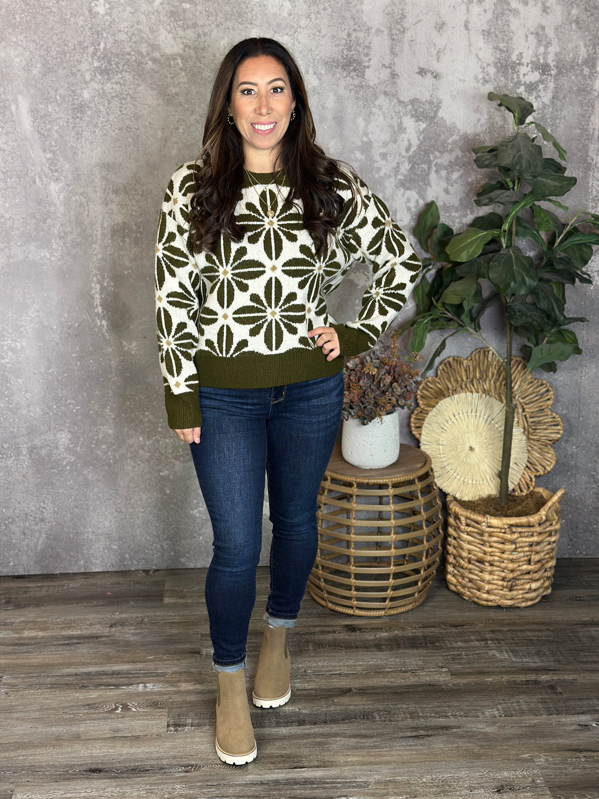 The Delilah Sweater - Olive - BESTSELLER