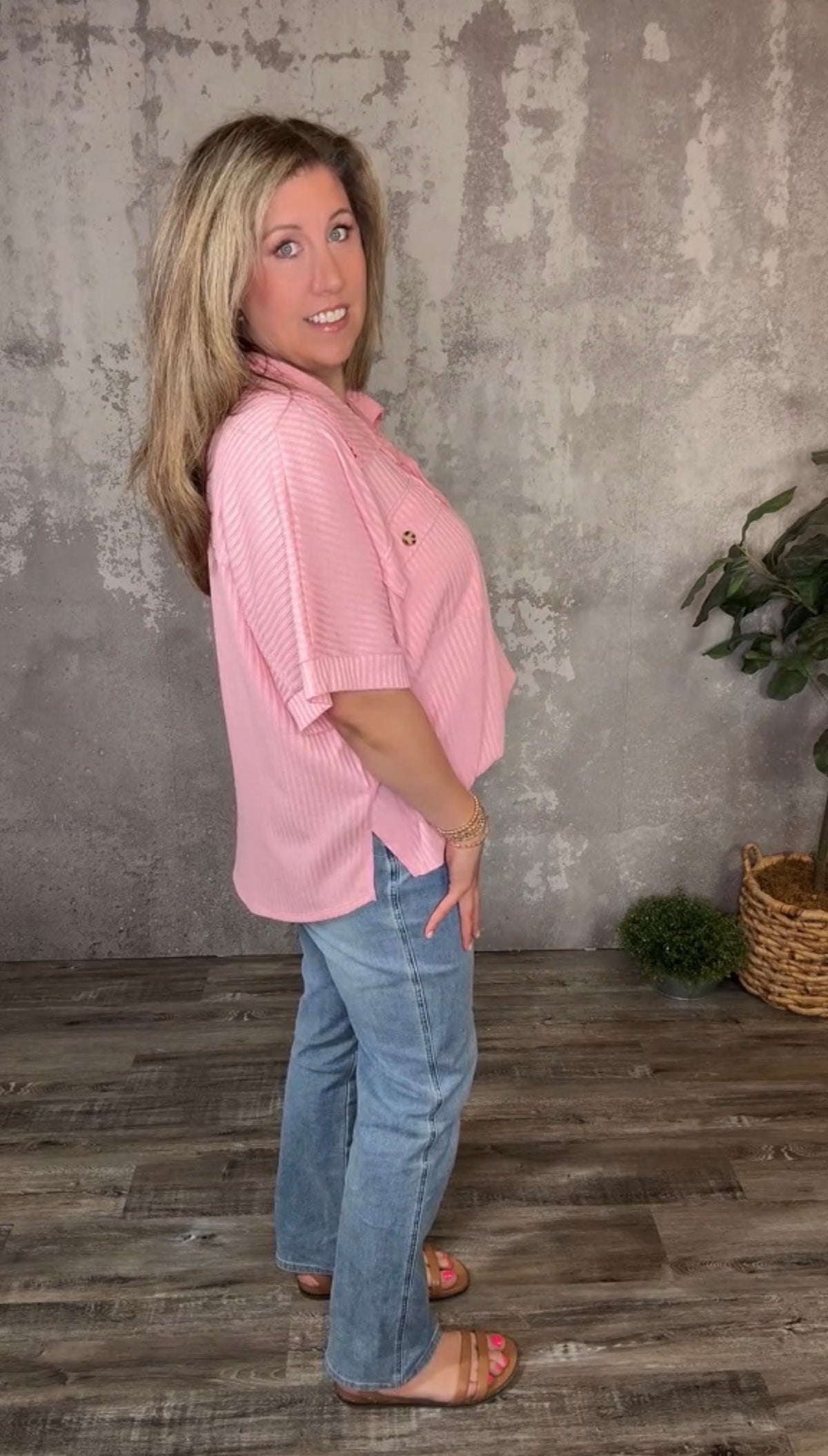 Bubble Gum Ribbed Button Up Top (Curvy Only)